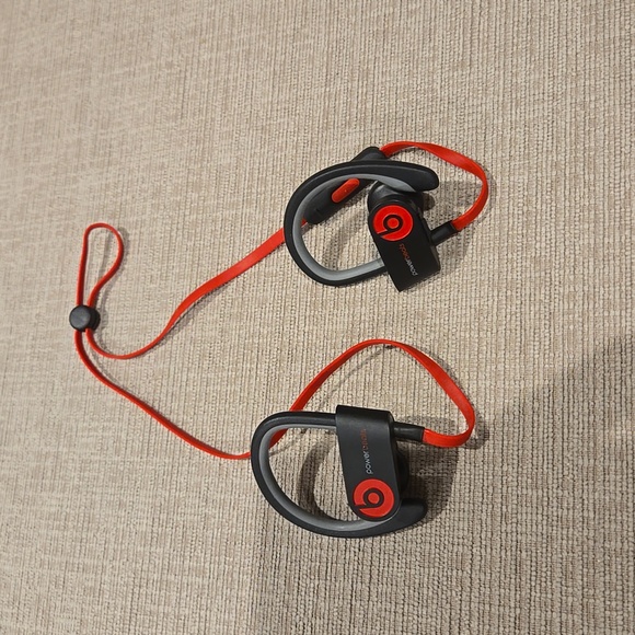 Beats by Dr. Dre Powerbeats Wireless Earphones - Black/Red (with case&charger) - Picture 2 of 2